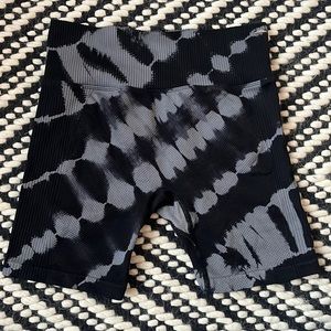 VS Pink biker shorts tie dye